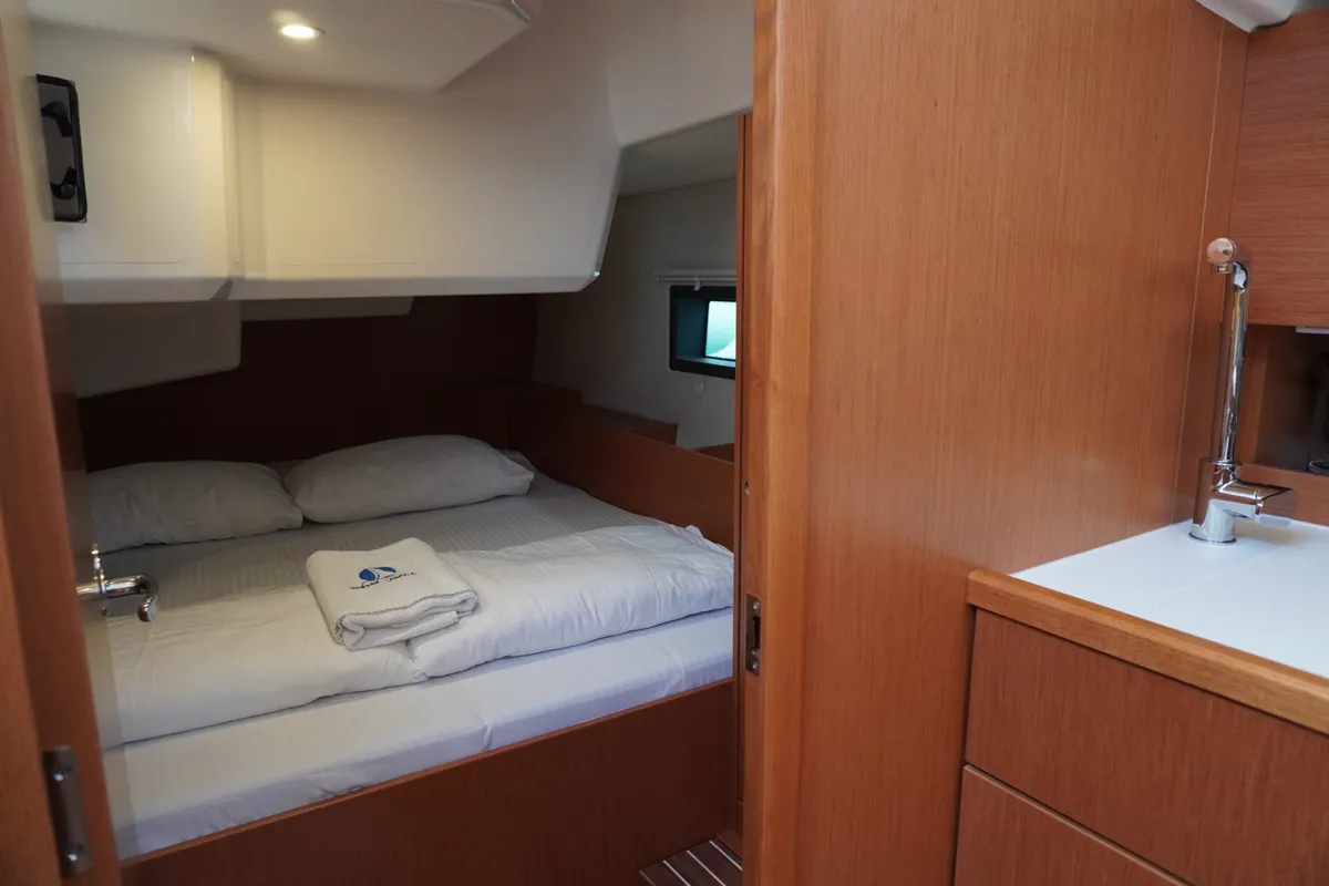 Cabin on Alara 3, a Bavaria C42 sailboat at Fethiye, Turkey