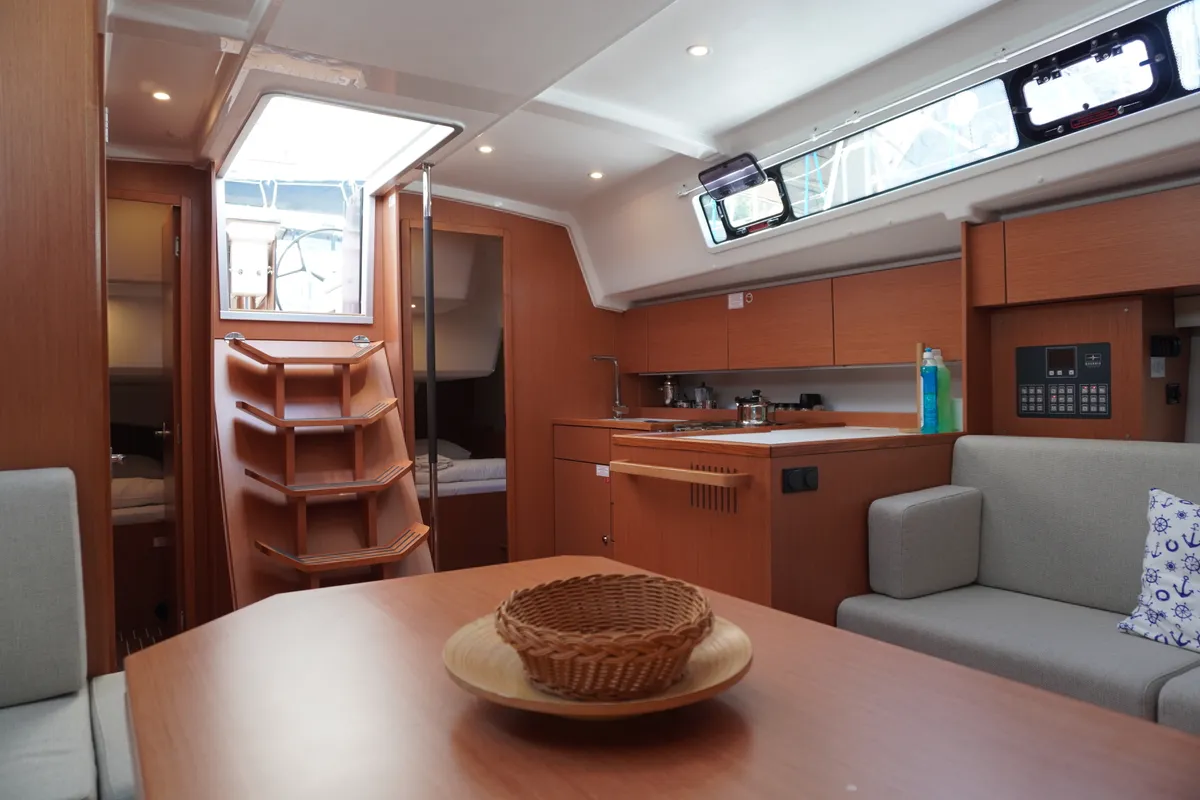 Salon of Alara 3, a Bavaria C42 sailboat at Fethiye, Turkey
