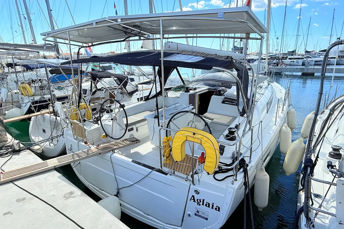 Cockpit of Aglaia, a Beneteau Oceanis 40.1 sailboat at Općina Sukošan, Croatia