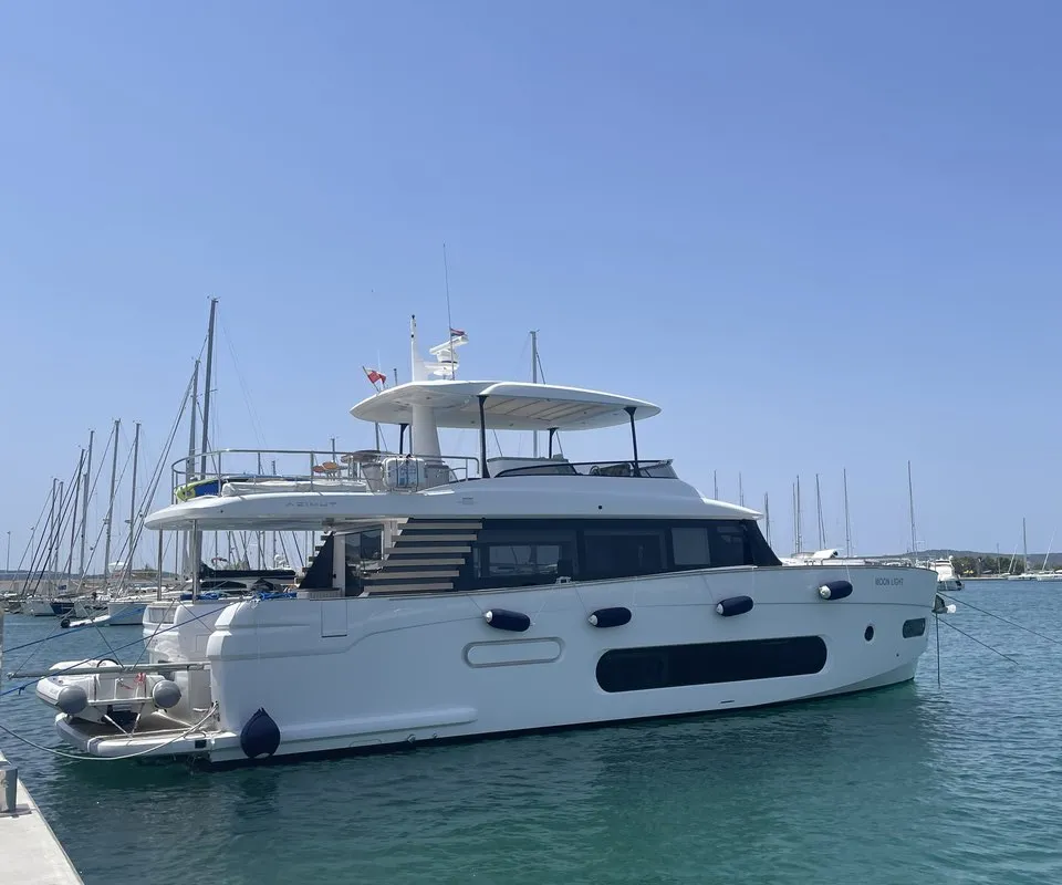 Exterior view of Moon light, a Azimut Magellano 66 motor yacht at Općina Sukošan, Croatia