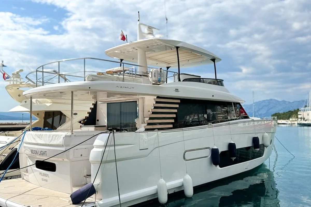Exterior view of Moon light, a Azimut Magellano 66 motor yacht at Općina Sukošan, Croatia