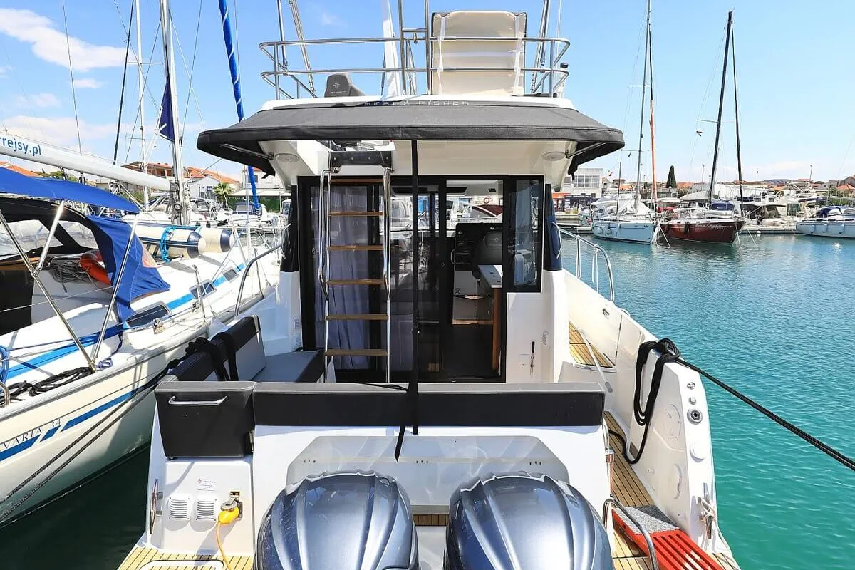 Exterior view of Tana, a Jeanneau Merry Fisher 1095 Fly motorboat at Pirovac, Croatia