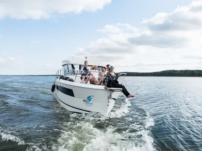 Cockpit of Balt 918 - 3 cab., a Balt 918 Titanium motorboat at Wilkasy, Poland