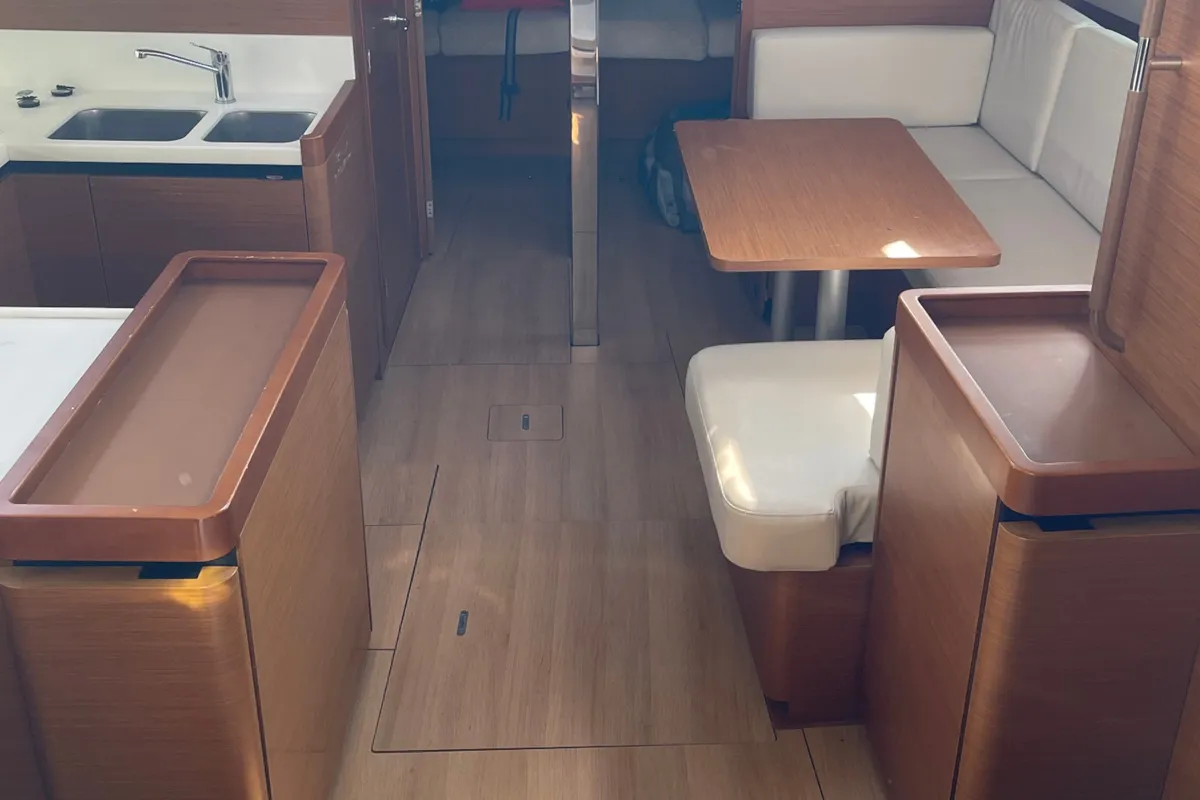 Salon of OLYMPIA, a Jeanneau Sun Odyssey 440 sailboat at Skiathos, Greece