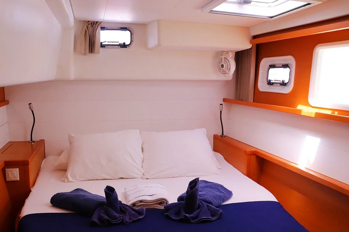 Cabin on Moët, a Lagoon 450 F catamaran at Road Town, British Virgin Islands