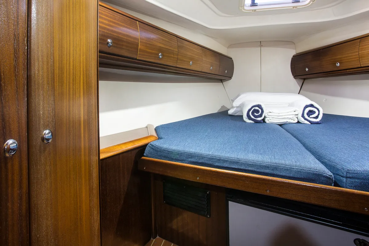 Cabin on Sfakia, a Bavaria 41 sailboat at Hora Sfakion, Greece