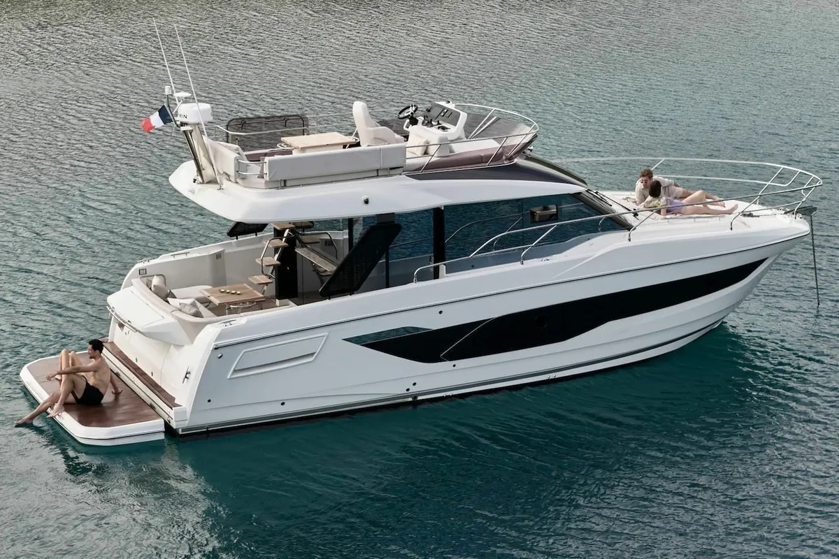 Mr. 77, a Prestige F4.3 motorboat at Seget Donji, Croatia