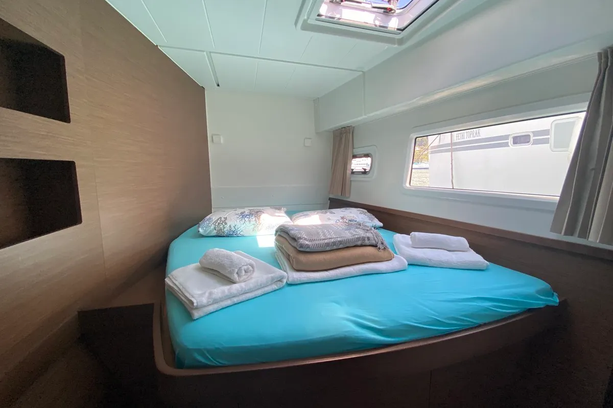 Cabin on Day Dream, a Lagoon 42 catamaran at Fethiye, Turkey