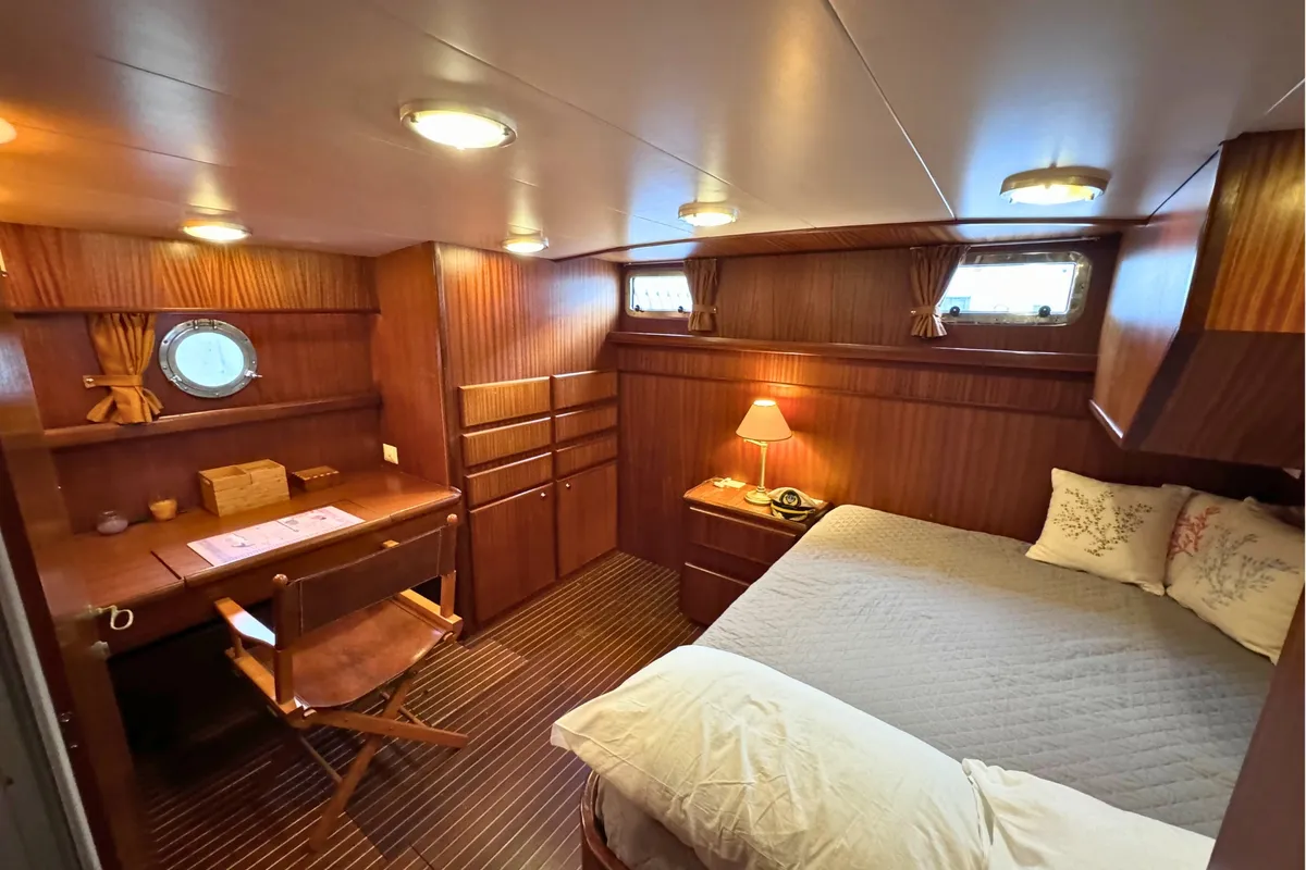 Cabin on Lupo, a Gulet Motorboat motorboat at Figari/Golfo Aranci, Italy