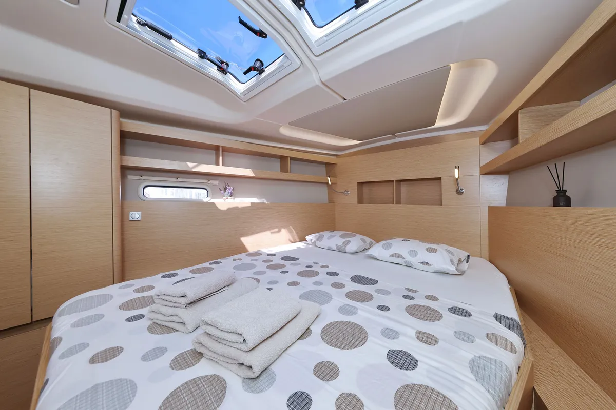 Cabin on Tortuga, a Hanse 458 sailboat at Općina Sukošan, Croatia