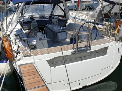 Deck of Ecstasea, a Beneteau Oceanis 41 sailboat at Athens, Greece