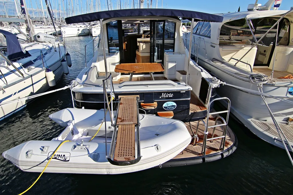 Exterior view of Mirta, a SAS - Vektor Adriana 36 motorboat at Općina Sukošan, Croatia
