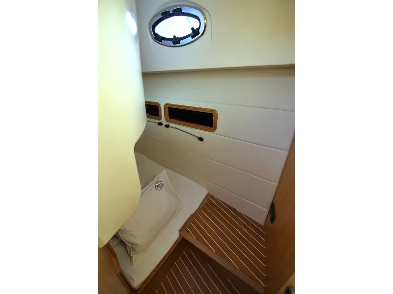 Cabin on Mirta, a SAS - Vektor Adriana 36 motorboat at Općina Sukošan, Croatia