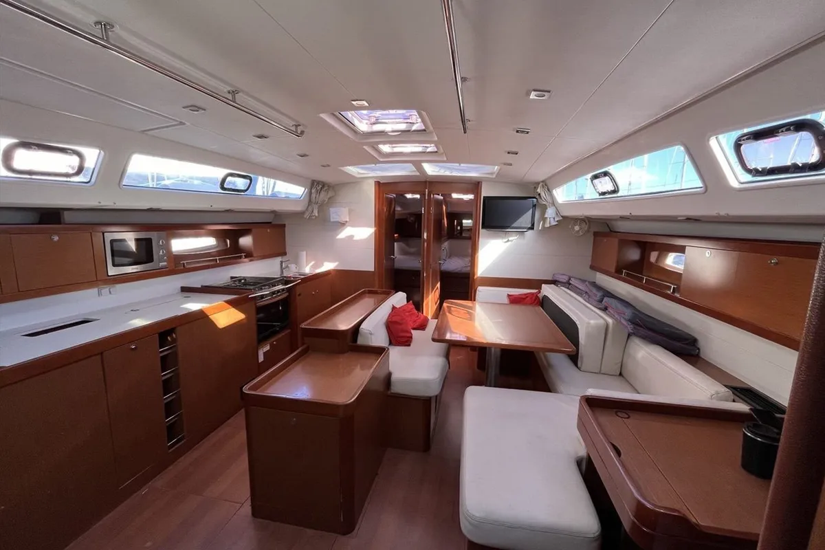 Salon of Vanessa M, a Beneteau Oceanis 50 Family sailboat at Municipal Unit of Ellomenos, Greece