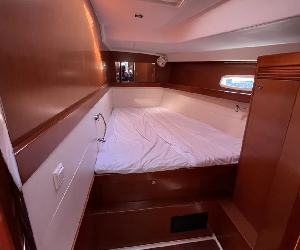 Cabin on Vanessa M, a Beneteau Oceanis 50 Family sailboat at Municipal Unit of Ellomenos, Greece