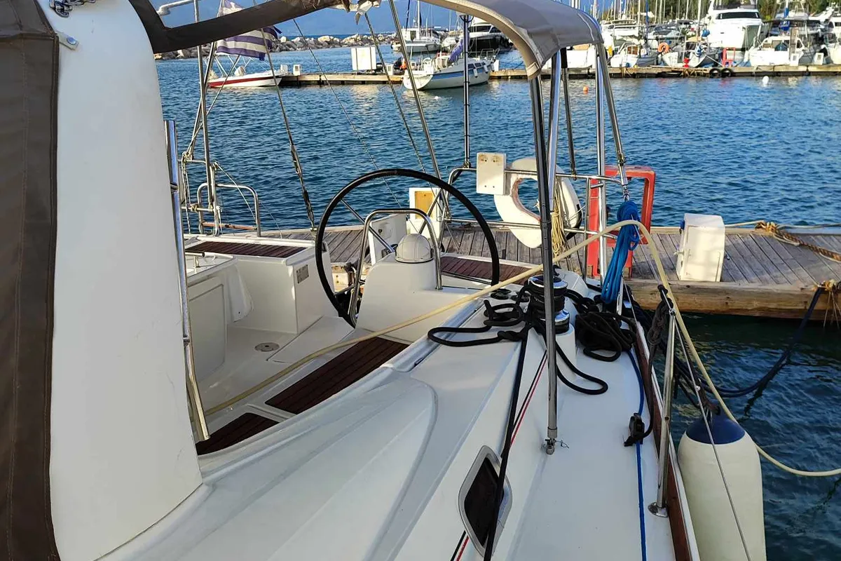 Cockpit of Vanessa M, a Beneteau Oceanis 50 Family sailboat at Municipal Unit of Ellomenos, Greece