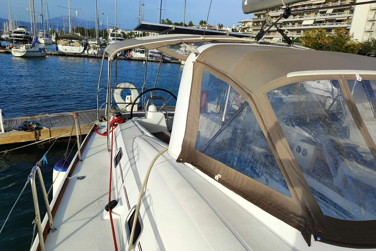 Deck of Vanessa M, a Beneteau Oceanis 50 Family sailboat at Municipal Unit of Ellomenos, Greece
