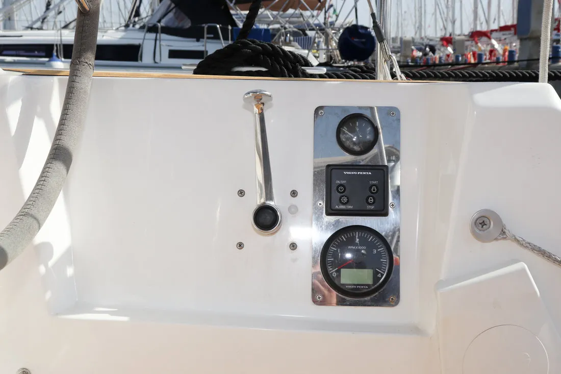 Salon of Lia, a Bavaria Cruiser 34 sailboat at Pirovac, Croatia