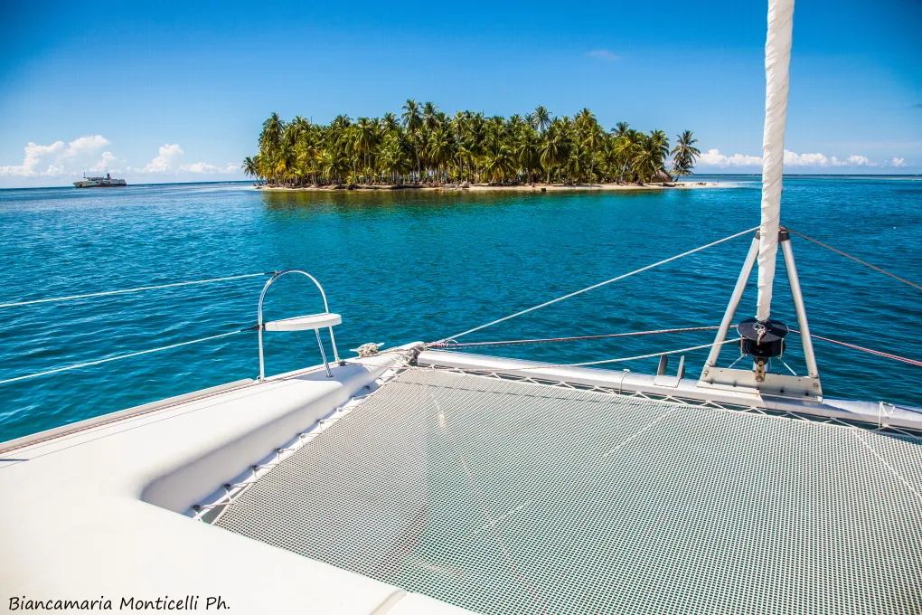 Deck of Valpar, a Nautitech 44 catamaran at Narganá, Panama