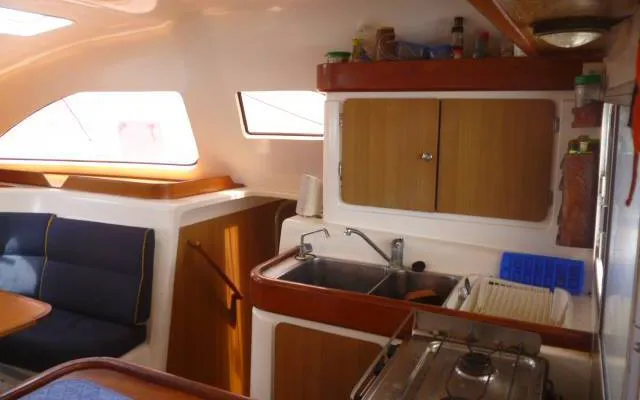 Galley of Valpar, a Nautitech 44 catamaran at Narganá, Panama