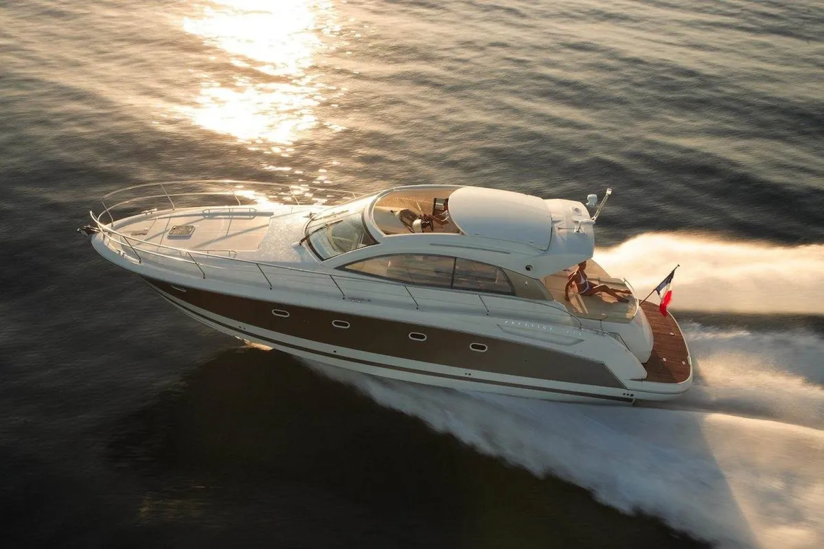 Exterior view of Pato, a Prestige 440 motorboat at Giardini Naxos, Italy