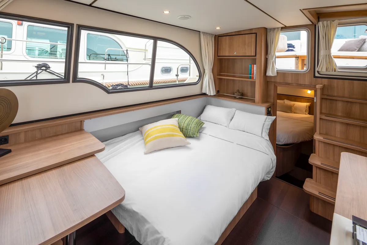 Cabin on L'Épicurien, a Linssen 35 SL motorboat at Le Landeron, Switzerland