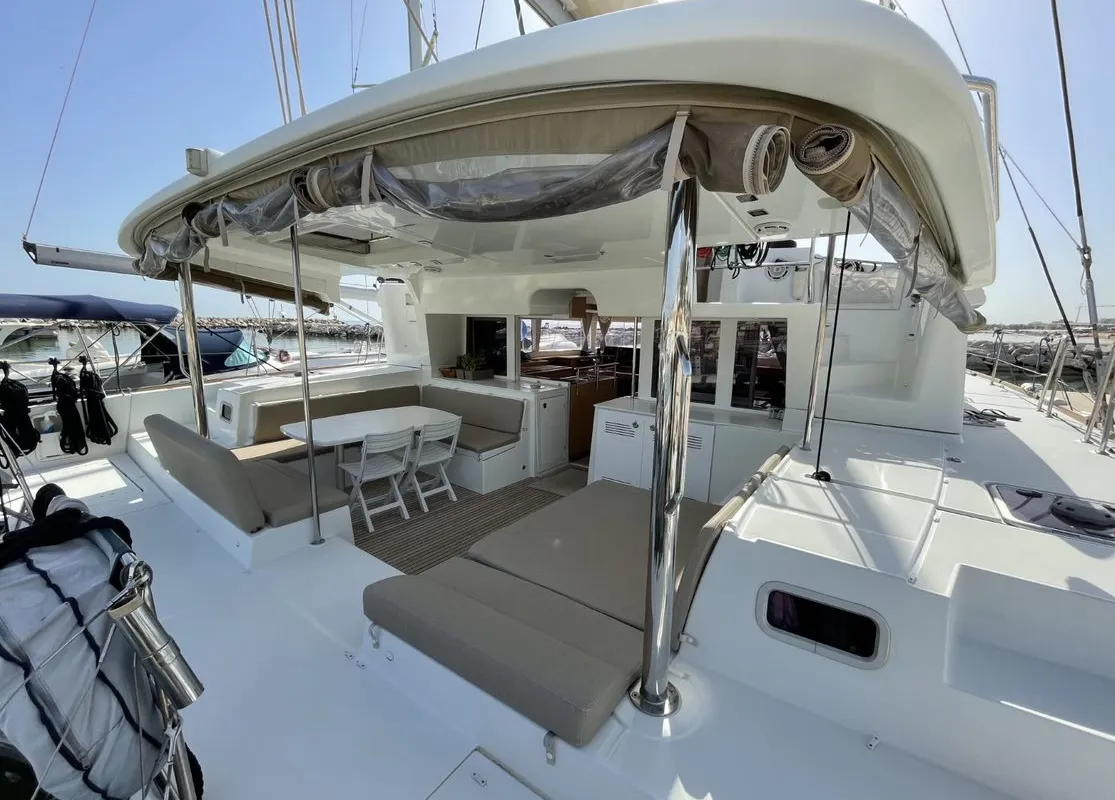 Cockpit of Zia Nella, a Lagoon 450 Fly catamaran at Grad Vis, Croatia