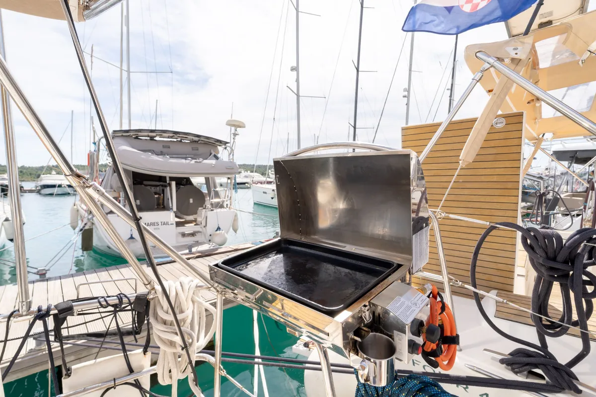 Oriole, a Beneteau Oceanis 41.1 sailboat at Pirovac, Croatia