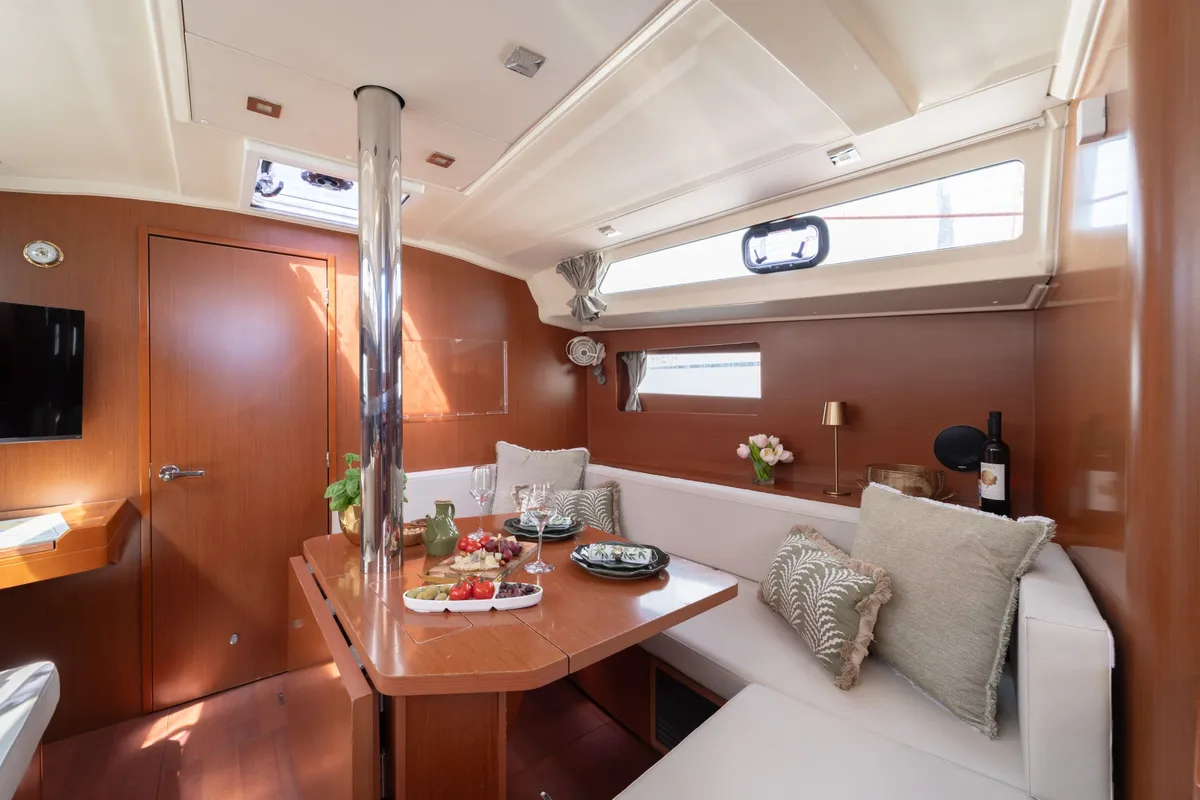 Oriole, a Beneteau Oceanis 41.1 sailboat at Pirovac, Croatia