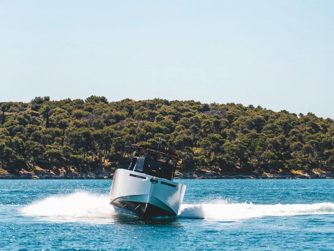 Lav, a De Antonio D28 Cruiser motorboat at Seget Donji, Croatia
