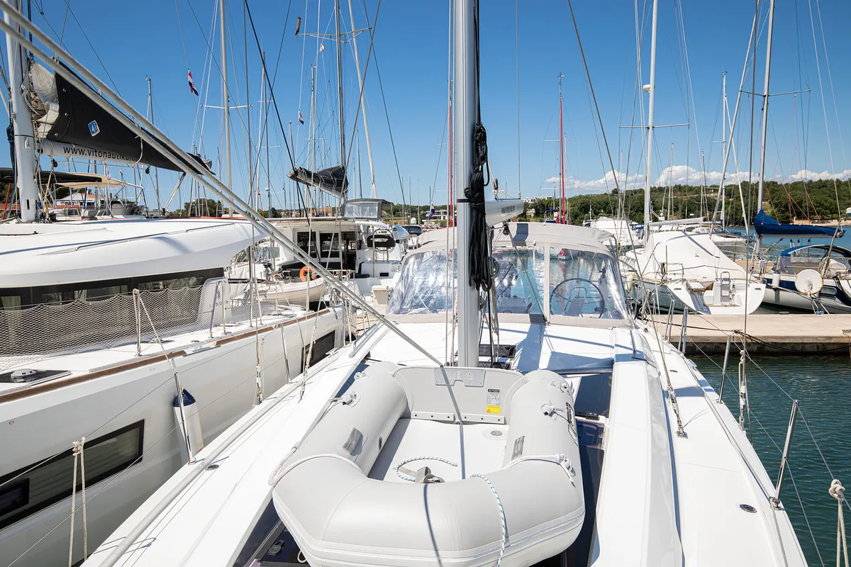 Deck of Contessa di Mare, a Beneteau Oceanis 46.1 sailboat at Općina Medulin, Croatia