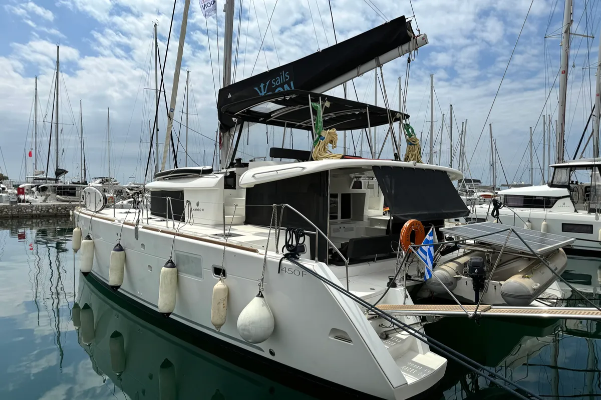 Exterior view of Lagoon 450 Fly, a catamaran at Athens, Greece