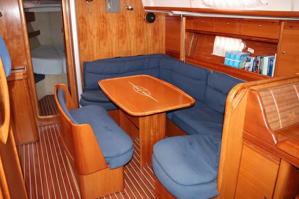 Salon of Thetis, a Bavaria 39 Cruiser sailboat at Općina Vrsar, Croatia