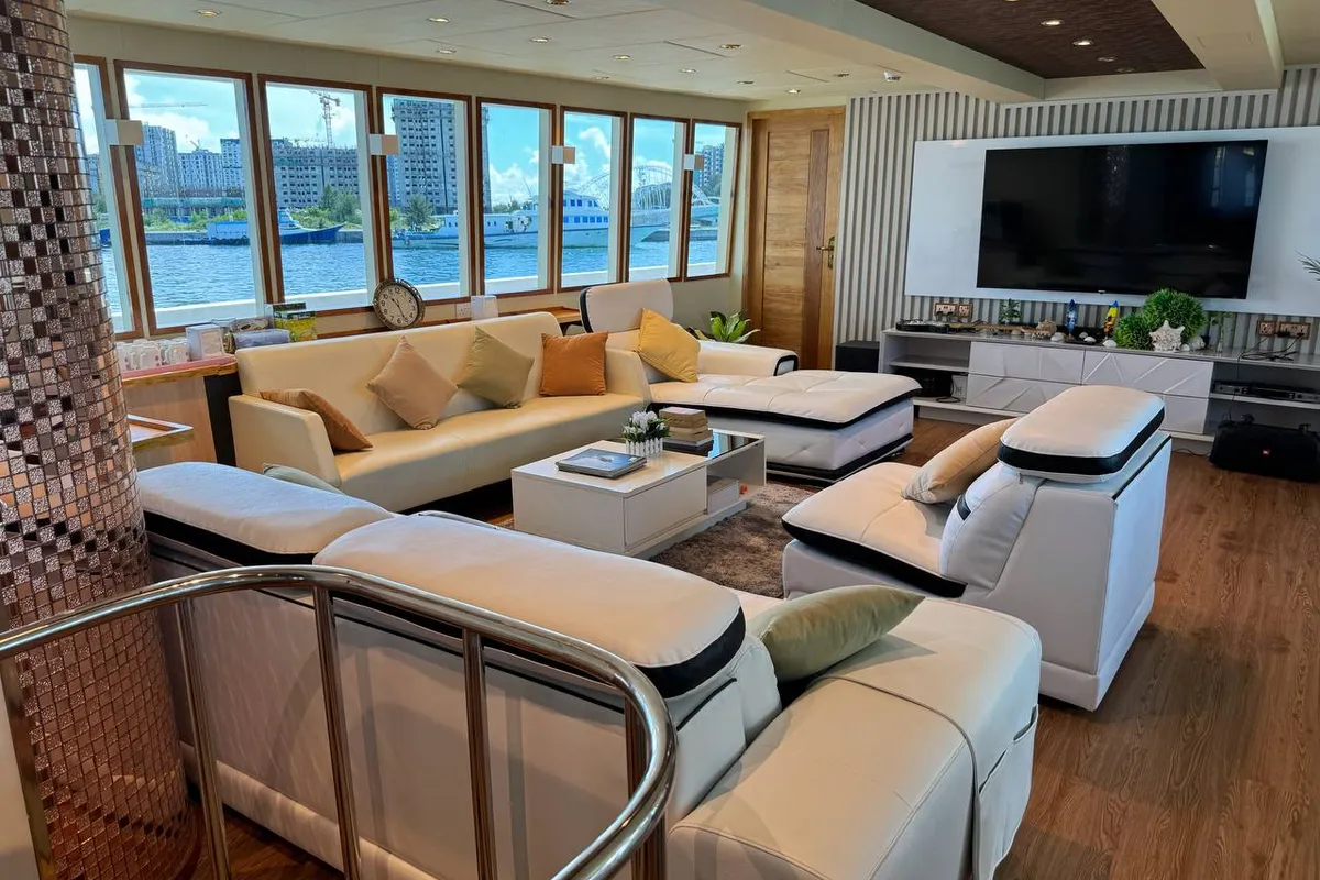 Salon of North Seven Liveaboard, a Custom Made North Seven motor yacht at Malé, Maldives