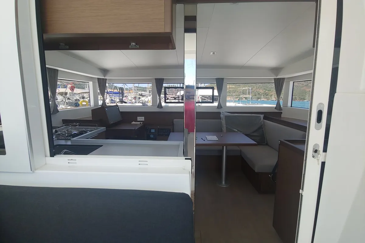 Cabin on Leo, a Lagoon 40 catamaran at Fethiye, Turkey