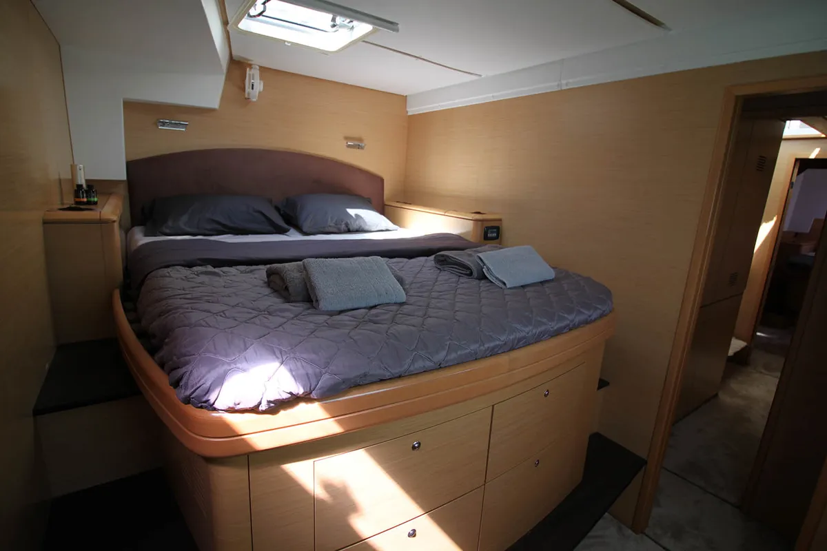 Cabin on The Big Deal, a Lagoon 500 - 5 + 1 + 1 cab. catamaran at Athens, Greece