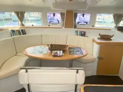 Lagoon 380