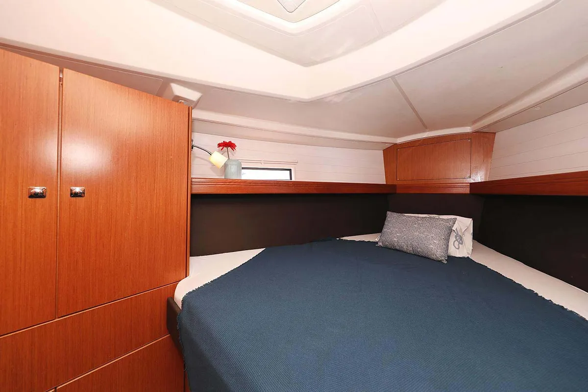 Cabin on Samsara, a Bavaria Cruiser 37 sailboat at Grad Biograd na Moru, Croatia