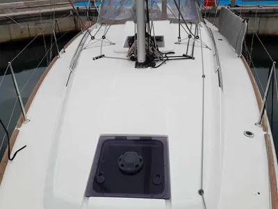 Deck of Anatema, a Jeanneau Sun Odyssey 349 sailboat at Piombino, Italy