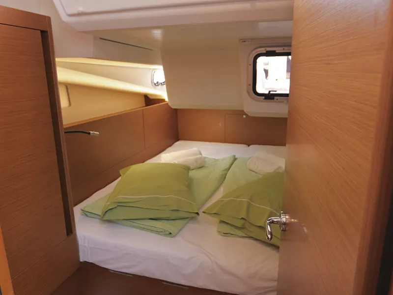Cabin on Ermis, a Jeanneau Sun Odyssey 440 sailboat at Lavreotiki Municipal Unit, Greece