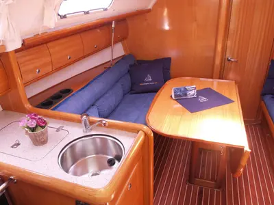 Salon of Sea Star, a Bavaria 32 sailboat at Primošten, Croatia