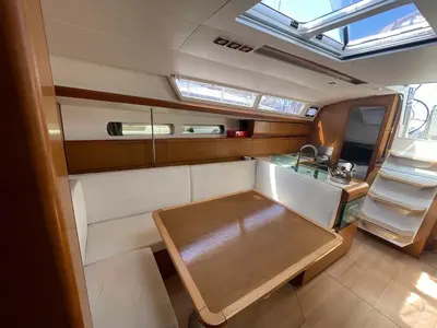 Salon of Blueberry, a Jeanneau Sun Odyssey 419 sailboat at Parikia, Greece