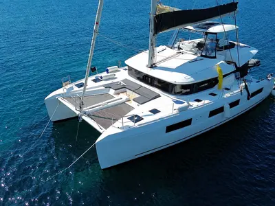 Lagoon 51