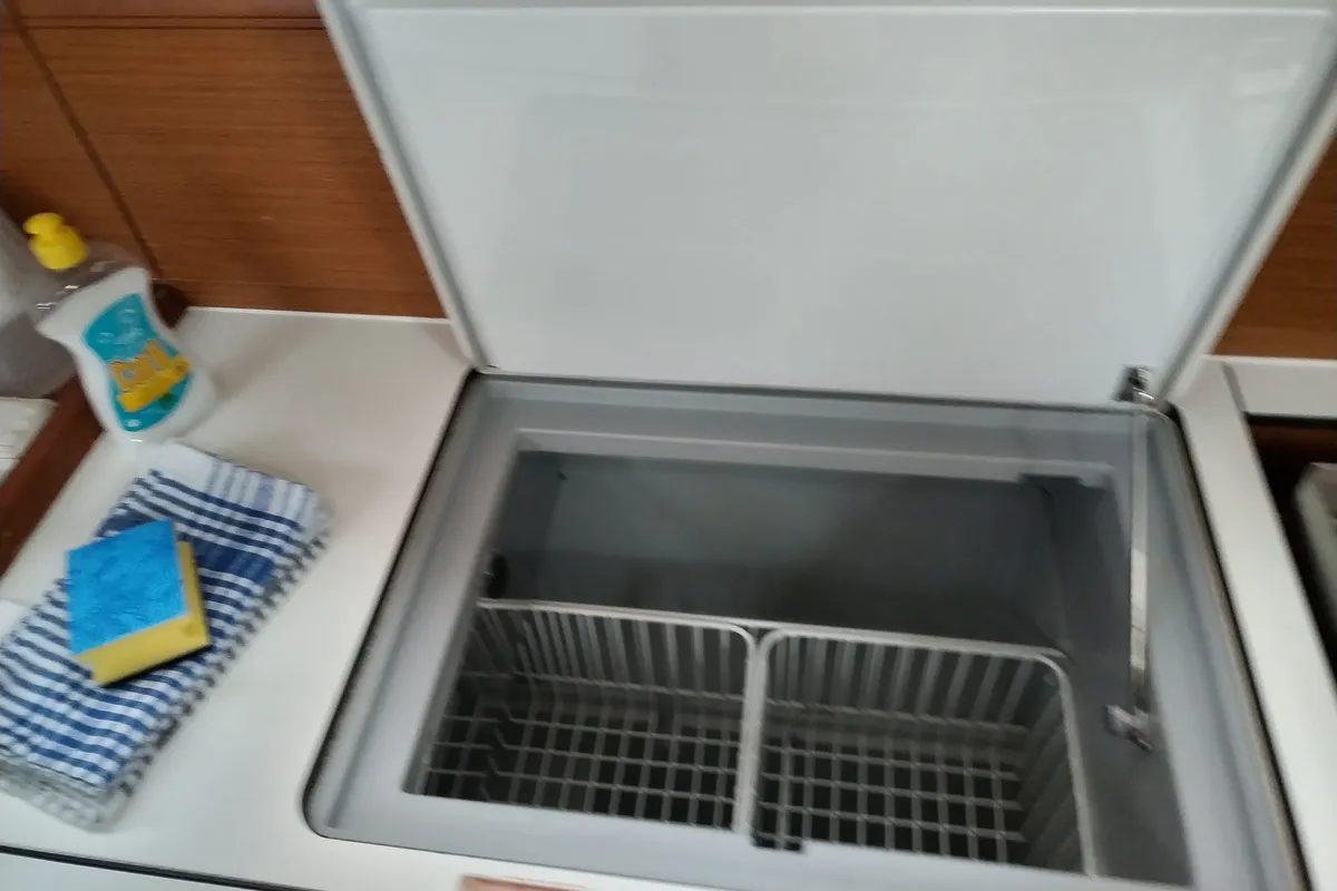 Galley of Happy Welcome, a Jeanneau Sun Odyssey 419 sailboat at Punat, Croatia