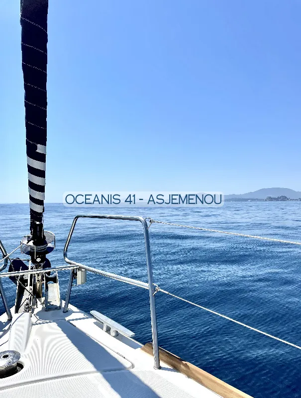 Deck of Comfort, a Beneteau Oceanis 41 sailboat at Kontokali, Greece