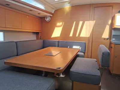 Salon of Aruba, a Dufour 470 sailboat at Athens, Greece