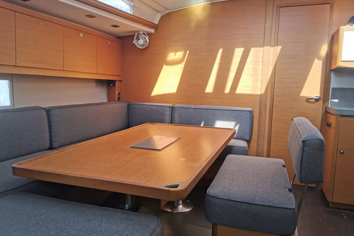 Salon of Aruba, a Dufour 470 sailboat at Athens, Greece