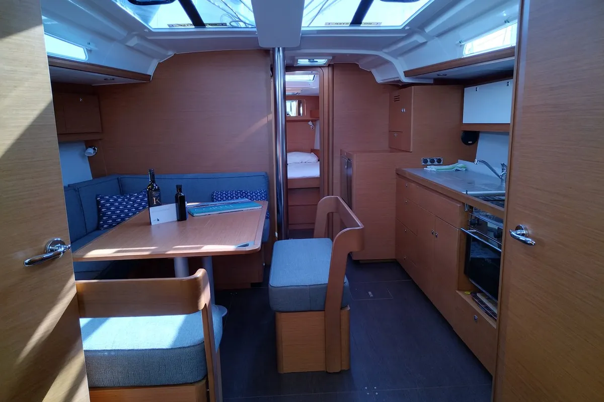 Salon of Triumph, a Dufour 430 sailboat at Kontokali, Greece