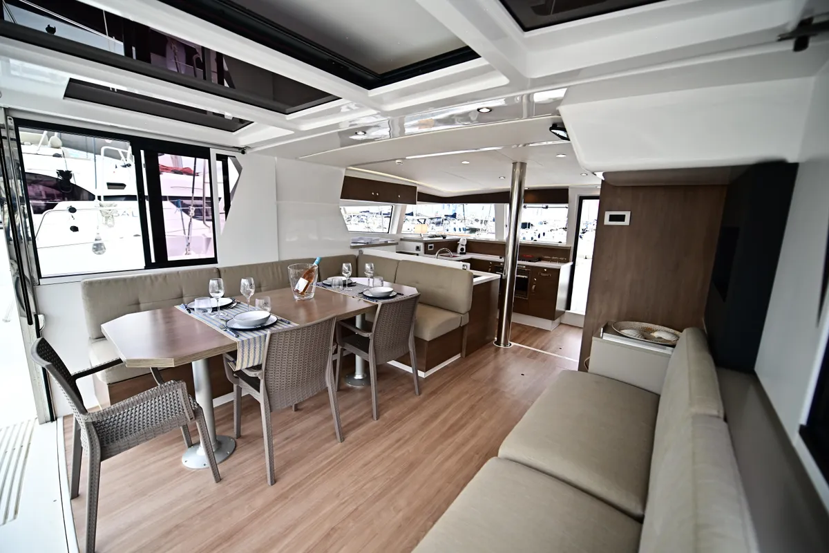 Salon of Blitz, a Bali 4.2 catamaran at Tonnarella, Italy