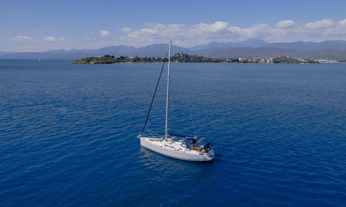 Exterior view of Esen Mila, a Dufour 425 GL sailboat at Fethiye, Turkey